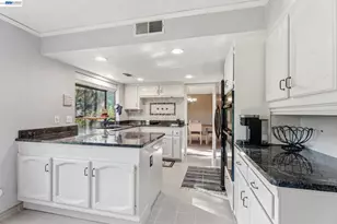 6424 Vagedes, Fresno, CA 93711 - Photo 15