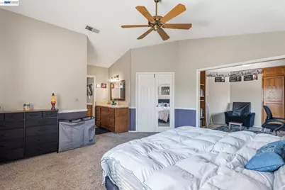 6424 Vagedes, Fresno, CA 93711 - Photo 33