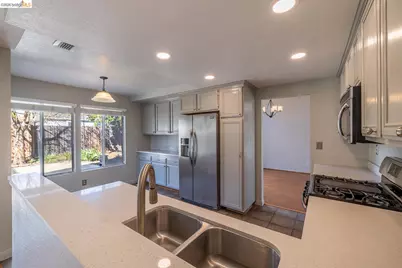 5037 Bronco Court, Antioch, CA 94531 - Photo 15