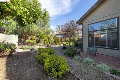 5037 Bronco Court, Antioch, CA 94531 - Photo 47