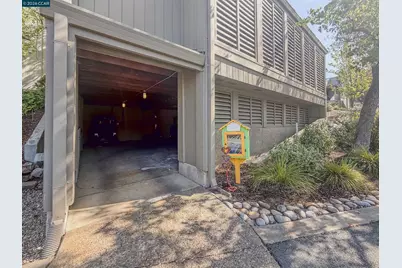 600 Terra California Dr #4, Walnut Creek, CA 94595 - Photo 9