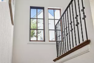 2811 Yosemite Ave, Alameda, CA 94501 - Photo 25