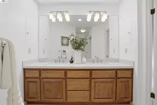 2402 Royal Oaks Dr, Alamo, CA 94507 - Photo 23