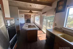 6233 Leona St, Oakland, CA 94605 - Photo 15