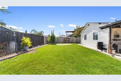 1143 Bedford, Vacaville, CA 95687 - Photo 19