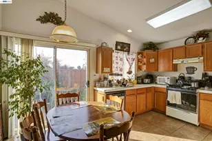 218 Christensen Ave, Salinas, CA 93906 - Photo 13