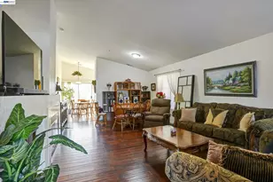 218 Christensen Ave, Salinas, CA 93906 - Photo 7