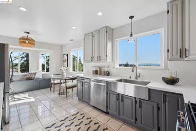 4021 Maybelle Ave, Oakland, CA 94619 - Photo 15