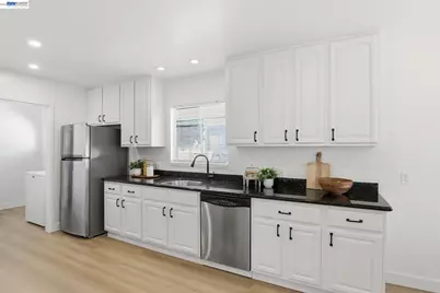 277 Juana Ave, San Leandro, CA 94577 - Photo 9