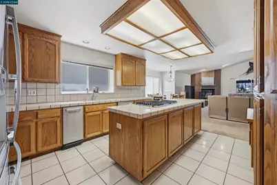 2008 Windward Pt, Discovery Bay, CA 94505 - Photo 17