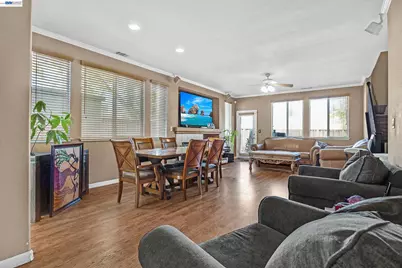 11 Fallen Leaf Ct, Rodeo, CA 94572 - Photo 3