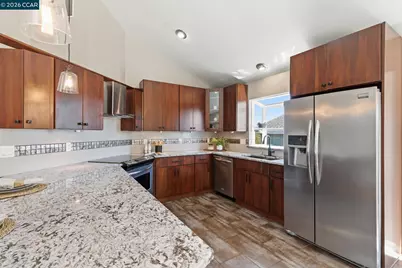 2280 Crest Ave, Martinez, CA 94553 - Photo 11