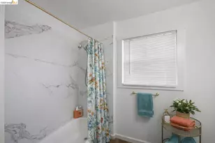 2218 82nd Ave, Oakland, CA 94605 - Photo 11