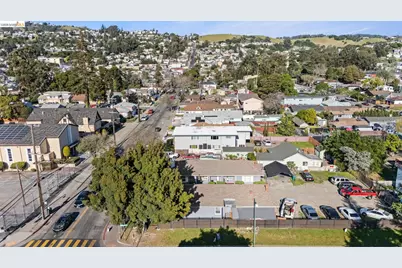 2218 82nd Ave, Oakland, CA 94605 - Photo 37