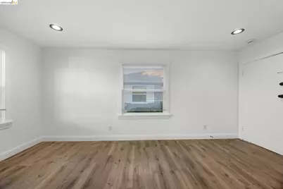 2218 82nd Ave, Oakland, CA 94605 - Photo 13