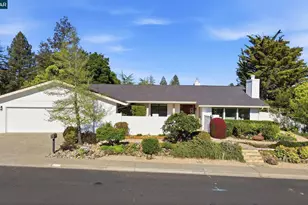 285 Claudia Ct, Moraga, CA 94556 - Photo 47