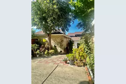 7642 Arbor Creek Circle, Dublin, CA 94568 - Photo 3