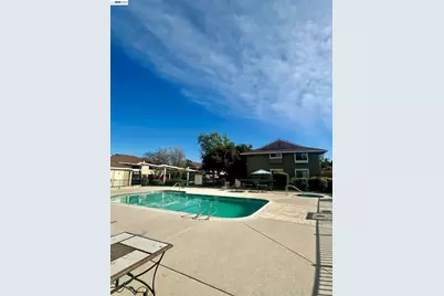 7642 Arbor Creek Circle, Dublin, CA 94568 - Photo 25