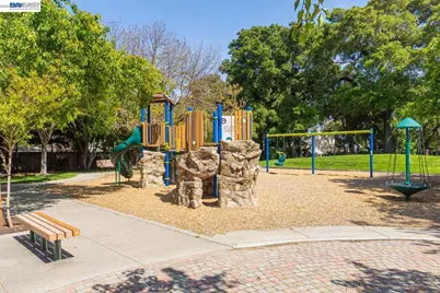 7642 Arbor Creek Circle, Dublin, CA 94568 - Photo 27