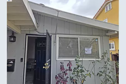 2315 Ralmar Ave, East Palo Alto, CA 94303 - Photo 1