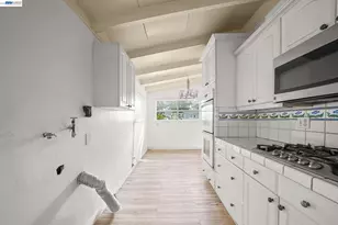 2315 Ralmar Ave, East Palo Alto, CA 94303 - Photo 11