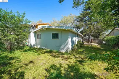 2315 Ralmar Ave, East Palo Alto, CA 94303 - Photo 29
