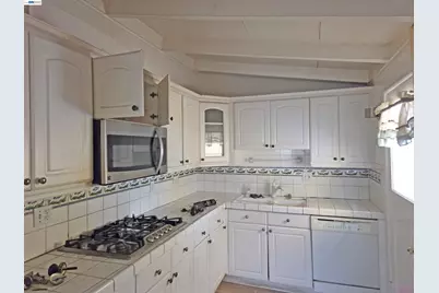 2315 Ralmar Ave, East Palo Alto, CA 94303 - Photo 5