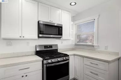 2218 82nd Ave, Oakland, CA 94605 - Photo 31