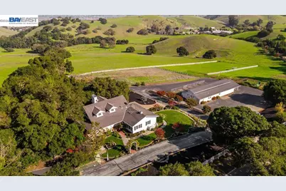 5280 Sheridan Rd, Fremont, CA 94586 - Photo 1