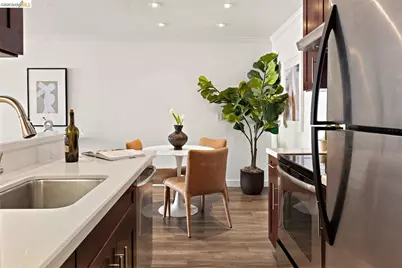 567 Oakland Ave #206, Oakland, CA 94611 - Photo 13