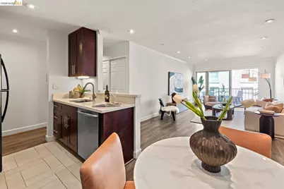 567 Oakland Ave #206, Oakland, CA 94611 - Photo 9