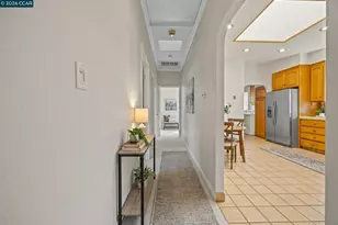 5910 Chabot Rd, Oakland, CA 94618 - Photo 13