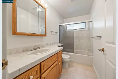 5910 Chabot Rd, Oakland, CA 94618 - Photo 41