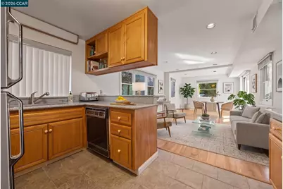 5910 Chabot Rd, Oakland, CA 94618 - Photo 31