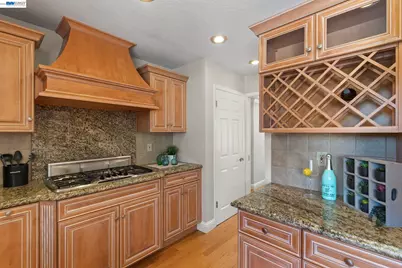 38236 Kimbro St, Fremont, CA 94536 - Photo 9