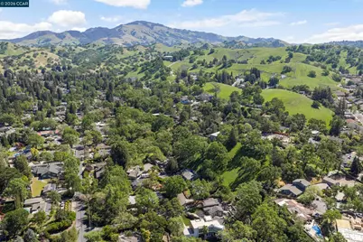 837 Rosewood Ct, Walnut Creek, CA 94596 - Photo 47