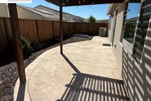 5323 Potter Valley Ln, Antioch, CA 94531 - Photo 43