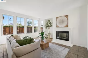 220 Hollister Ave, Alameda, CA 94501 - Photo 17