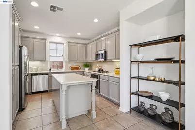 220 Hollister Avenue, Alameda, CA 94501 - Photo 13