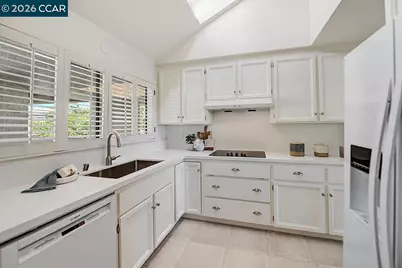 3318 Ptarmigan Dr #3C, Walnut Creek, CA 94595 - Photo 3