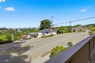 18602 Center St, Castro Valley, CA 94546 - Photo 39