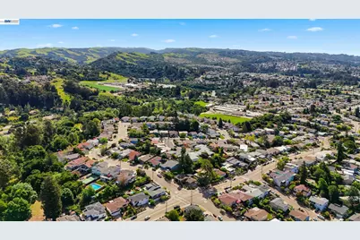 18602 Center St, Castro Valley, CA 94546 - Photo 45