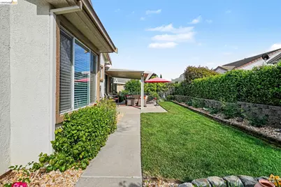 1569 Rubidoux Ln, Brentwood, CA 94513 - Photo 27