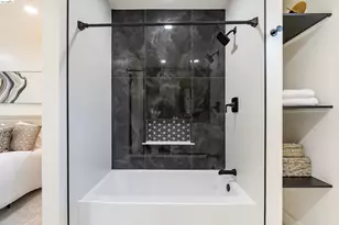 3568 Harper St, Oakland, CA 94601 - Photo 35