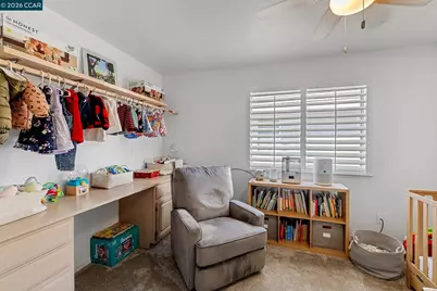 8675 Falmouth Way, Sacramento, CA 95823 - Photo 41