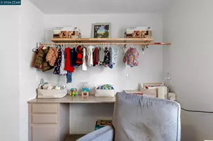 8675 Falmouth Way, Sacramento, CA 95823 - Photo 43