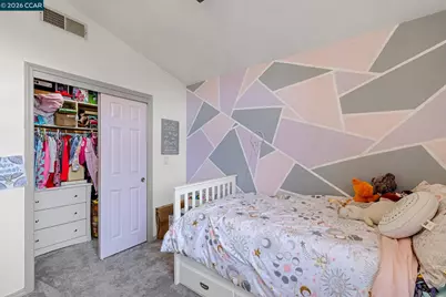 8675 Falmouth Way, Sacramento, CA 95823 - Photo 31