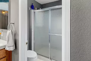 8675 Falmouth Way, Sacramento, CA 95823 - Photo 49