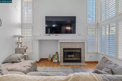 8675 Falmouth Way, Sacramento, CA 95823 - Photo 19