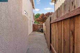 8675 Falmouth Way, Sacramento, CA 95823 - Photo 55